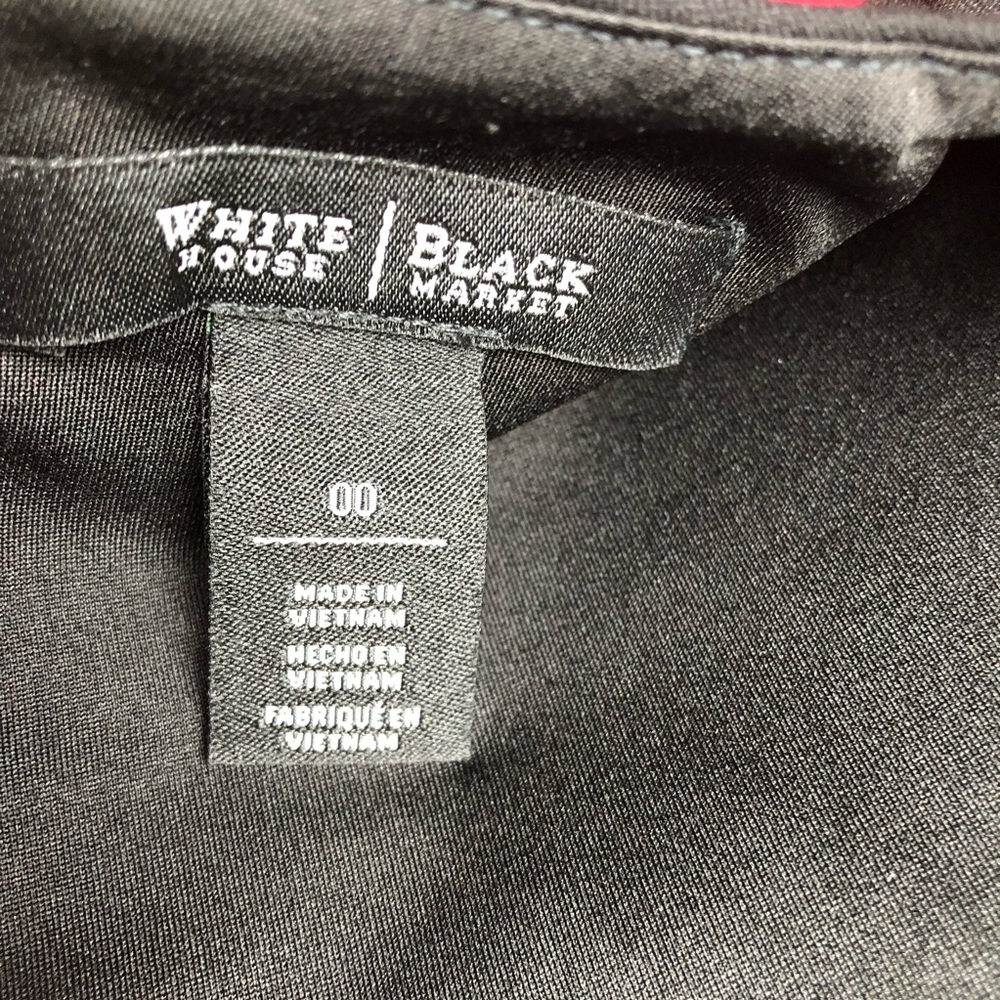 ⭐️NEW⭐️White House Black Market (WHBM) Color Block Sheath Dress
Navy & Grey - Picture 4 of 6